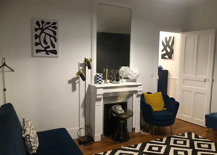 Bel Appartement Cosy Et Baroque